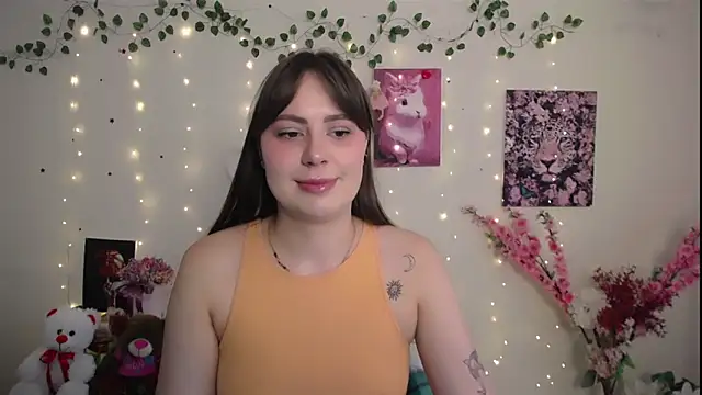 Snapshot of Amanda_Bright_ chatting on 06-07-26, 09:14 Amanda Bright online show from 06-07-26, 09:14