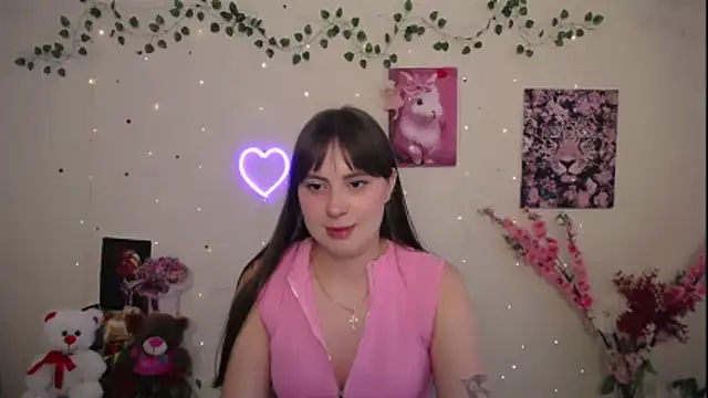 Amanda Bright  online show from 06-15-26, 09:53