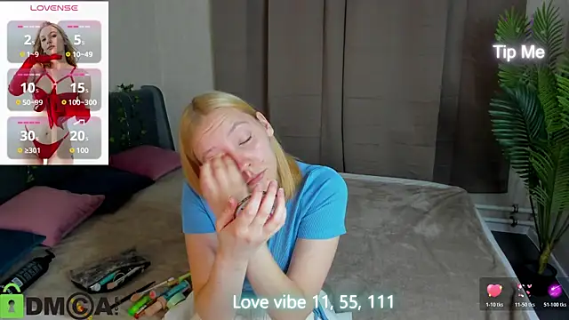 Anna Chelsea online show from 11-20-25, 12:55