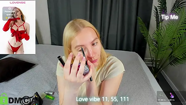 Anna Chelsea online show from 11-12-25, 11:52