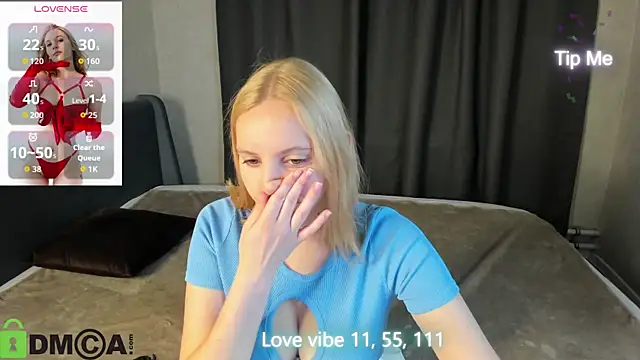 Snapshot of Anna_Chelsea chatting on 10-09-25, 11:27 Anna Chelsea online show from 10-09-25, 11:27