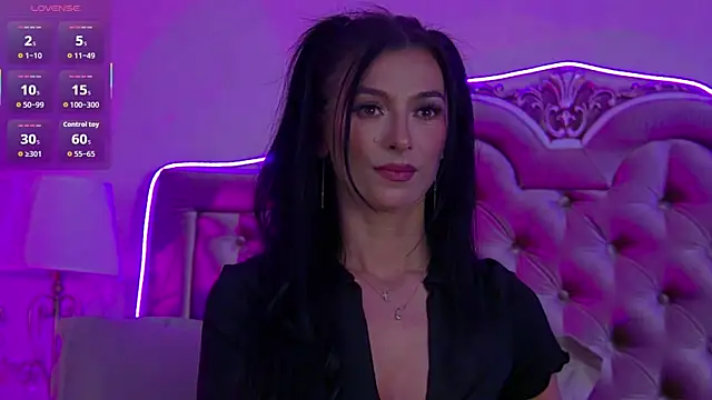 KinkyAmelie online show from 09-25-25, 05:19