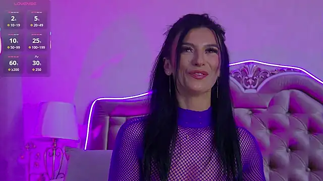 KinkyAmelie online show from 10-10-25, 06:20