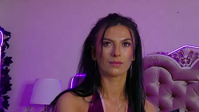 KinkyAmelie online show from 11-08-25, 06:33