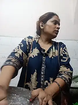 Trisha 71 online show from 06-29-26, 03:56