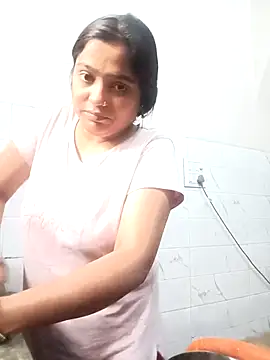 Trisha 71 online show from 11-04-25, 02:15