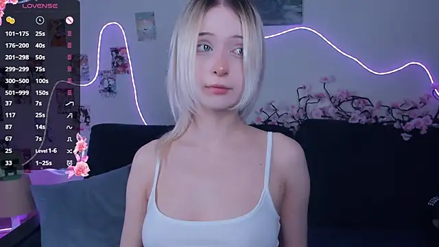 Megan--chan online show from 04-02-26, 05:08