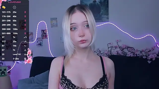 Megan--chan online show from 04-01-26, 05:10