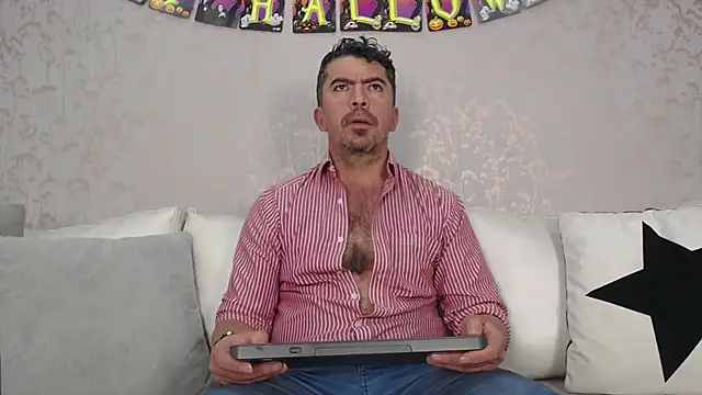 JuanKFit 45 online show from 10-30-25, 01:31