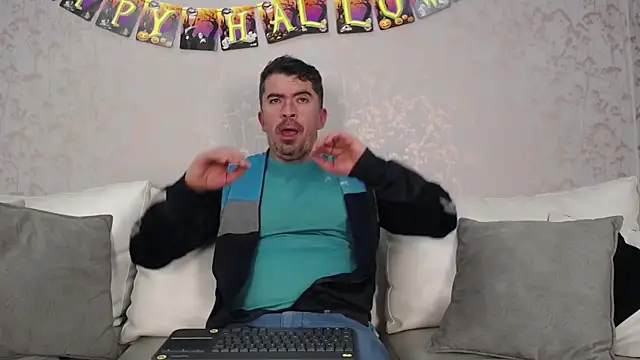 JuanKFit 45 online show from 10-31-25, 01:30