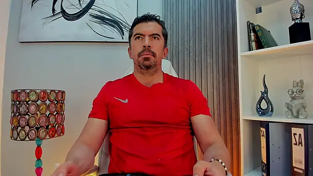 JuanKFit 45 online show from 06-15-26, 04:01
