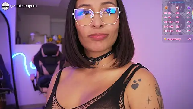Snapshot of AnnieCouperr chatting on 05-22-26, 08:51 AnnieCouperr online show from 05-22-26, 08:51