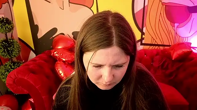 Snapshot of CraveeDoll chatting on 02-11-26, 01:33 CraveeDoll online show from 02-11-26, 01:33