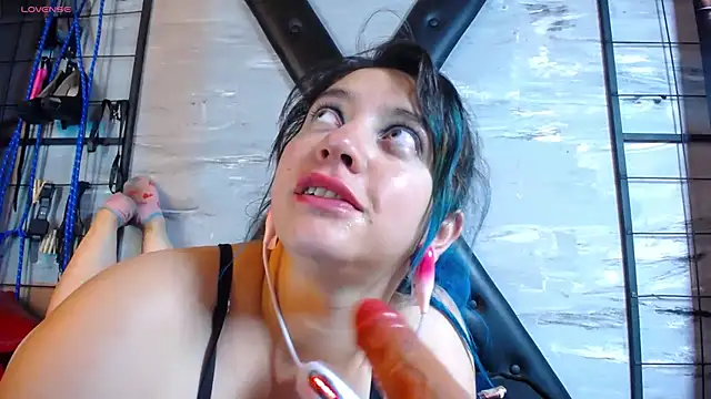 Valeria de leon online show from 03-15-26, 02:18