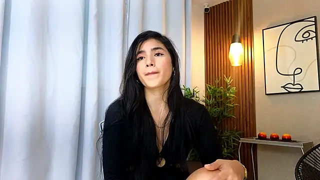 Lia Mar  online show from 11-14-25, 06:11