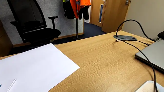 Oorse1966 online show from 11-07-25, 08:52