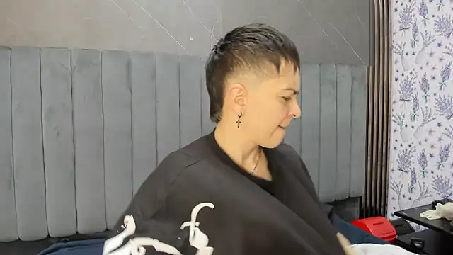  Hannah Hot online show from 01-18-26, 02:48