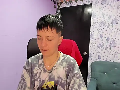  Hannah Hot online show from 11-08-25, 02:59