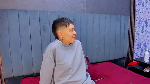  Hannah Hot online show from 02-15-26, 02:56