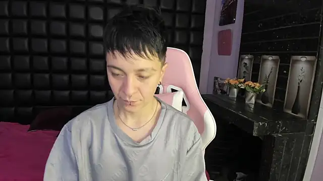  Hannah Hot online show from 11-13-25, 12:09