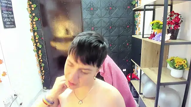  Hannah Hot online show from 04-10-26, 02:51