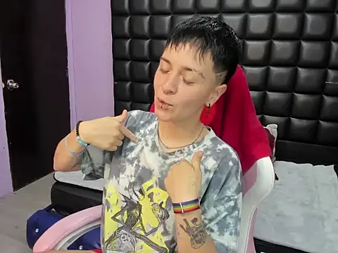  Hannah Hot online show from 11-10-25, 12:32