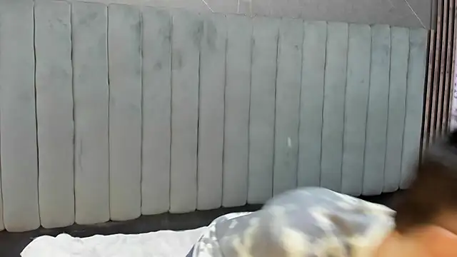  Hannah Hot online show from 01-12-26, 02:18