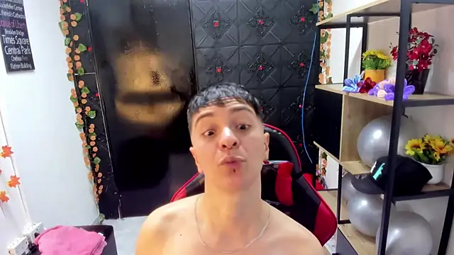  Hannah Hot online show from 03-20-26, 03:07