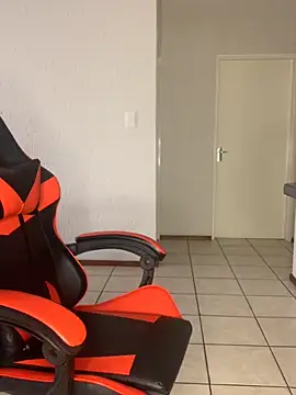 jayjayja19 online show from 11-14-25, 03:37