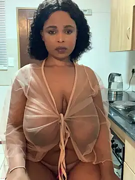 jayjayja19 online show from 06-18-26, 11:21