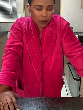 jayjayja19 online show from 06-27-26, 12:22