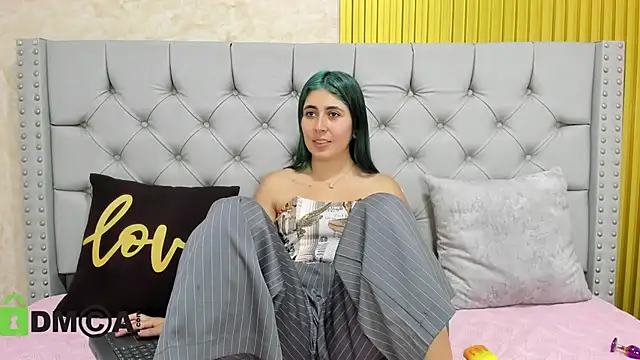 Skarlet 04 online show from 11-26-25, 05:24