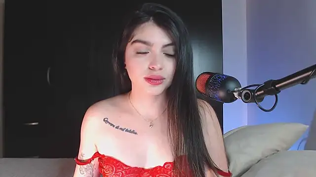 Snapshot of miaabroown chatting on 09-12-25, 07:35 miaabroown online show from 09-12-25, 07:35
