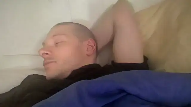 MasterDaddyCool online show from 06-17-26, 05:56