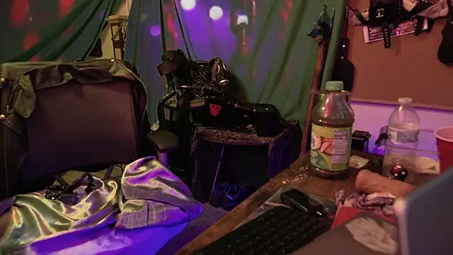 MasterDaddyCool online show from 02-16-26, 08:35