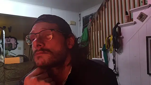 MasterDaddyCool online show from 11-26-25, 04:34