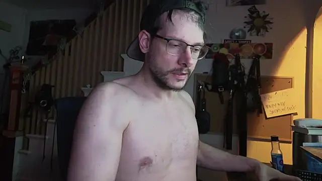 MasterDaddyCool online show from 04-28-26, 03:00