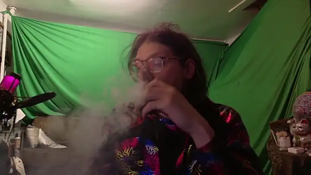 MasterDaddyCool online show from 12-19-25, 08:49