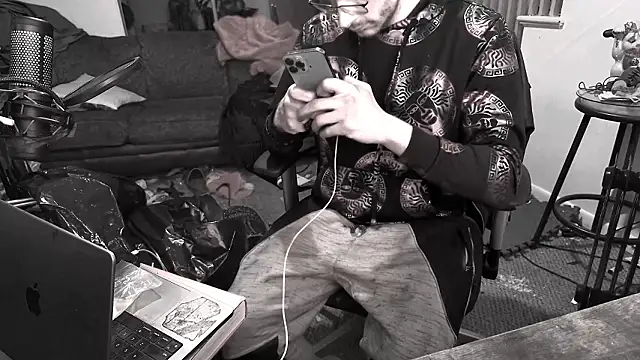 MasterDaddyCool online show from 02-02-26, 11:37