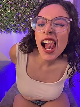 Katheerine online show from 11-25-25, 12:55