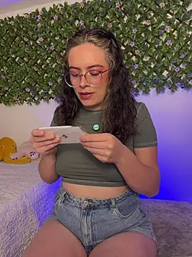 Katheerine online show from 02-02-26, 01:04