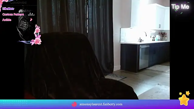 AnneNay online show from 03-12-26, 10:36