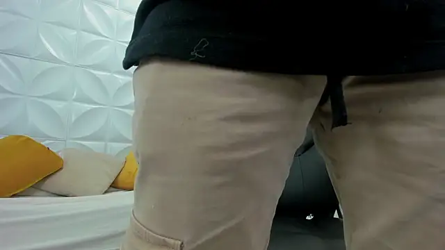 Ricky Owens1 online show from 11-26-25, 08:42