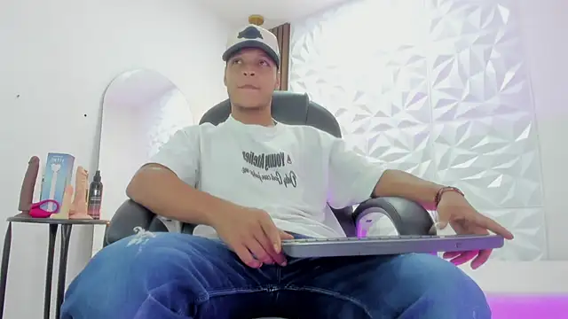 Ricky Owens1 online show from 10-15-25, 02:03