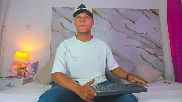 Ricky Owens1 online show from 10-24-25, 01:10