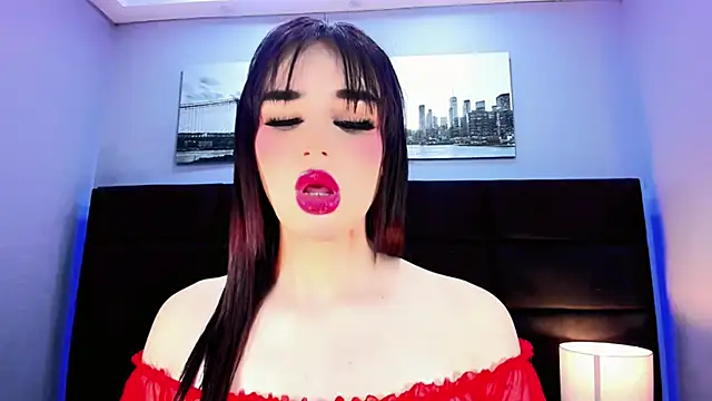 Valeria Rouss online show from 10-26-25, 01:11