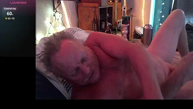 Pussyeat2please online show from 02-07-26, 04:48