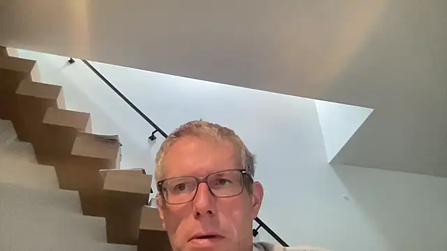 choupipat1 online show from 11-08-25, 08:51