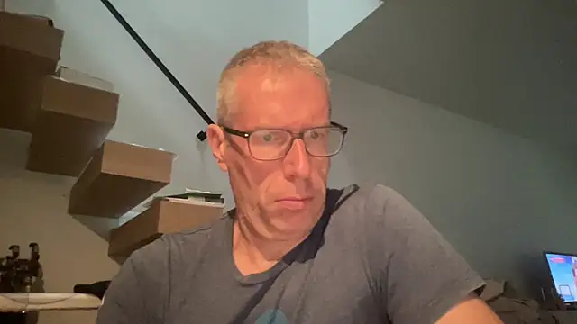 choupipat1 online show from 09-21-25, 06:07