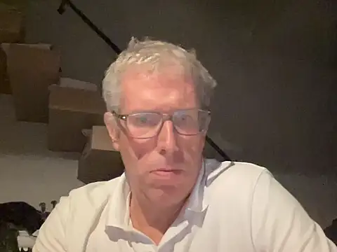 choupipat1 online show from 09-10-25, 08:30